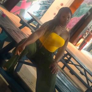 Meet your Posher, Jaquandra